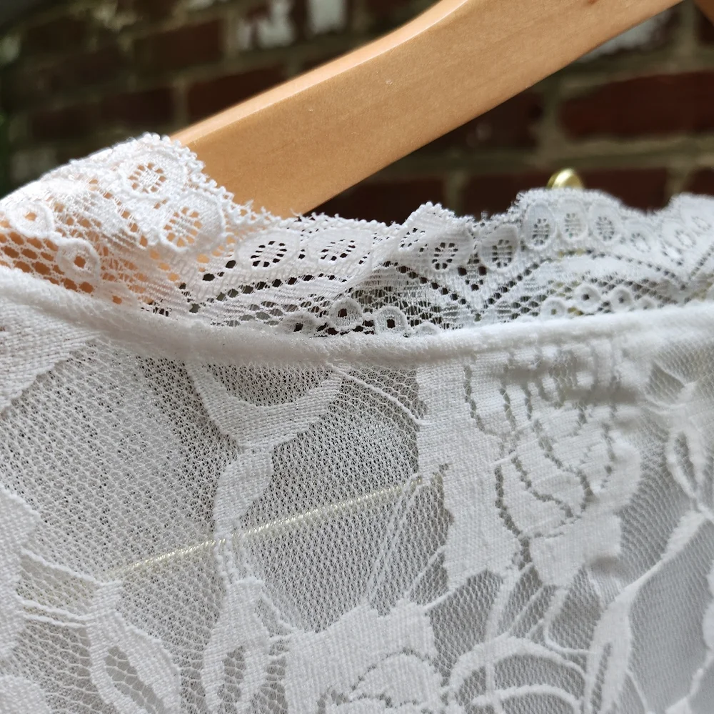 Lace dress. Long sleeve. Short. - Picture 3 of 13